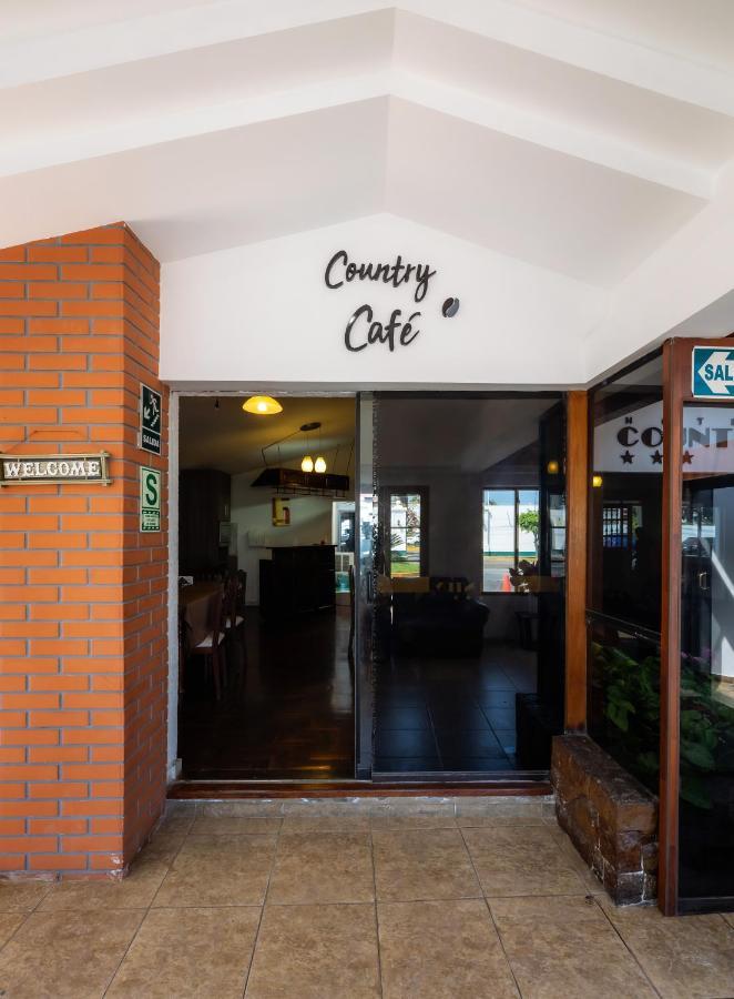 Hotel Country Trujillo Eksteriør billede