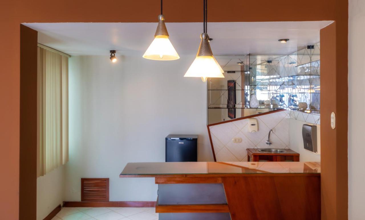 Hotel Country Trujillo Eksteriør billede